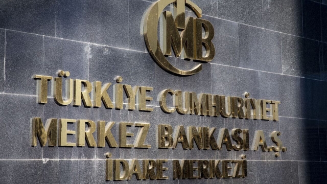 Merkez Bankası'nda gece yarısı operasyonu