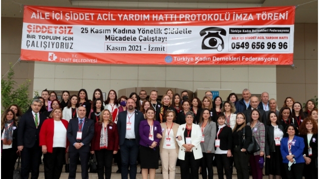 Acil Yardım Hattı devrede