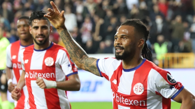 Antalyaspor seriyi bozdu