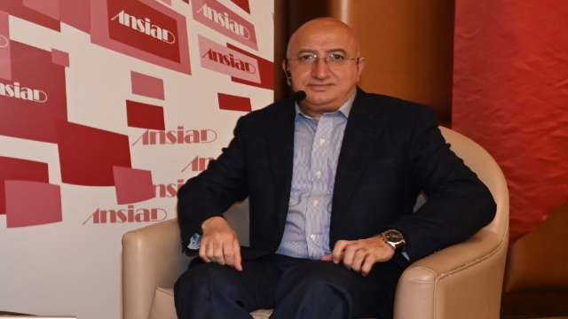 ‘Sabretselerdi faiz inecekti’