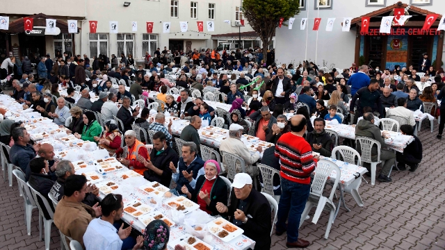 Kaleiçi iftarda buluştu