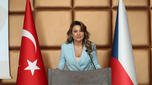 Yeliz Gül Ege’ye Konsolos ünvanı