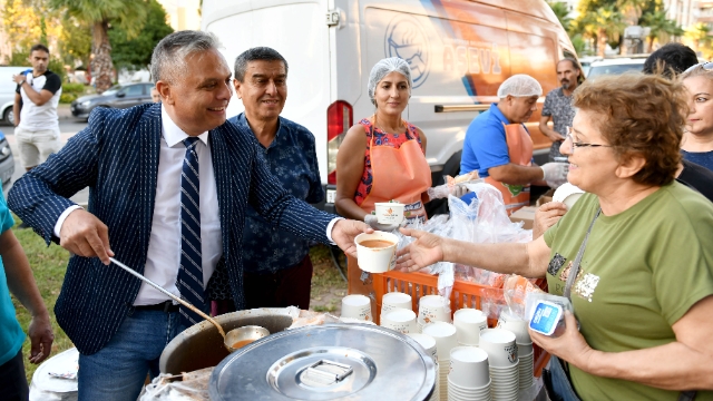 Muratpaşa'dan tarhana ikramı