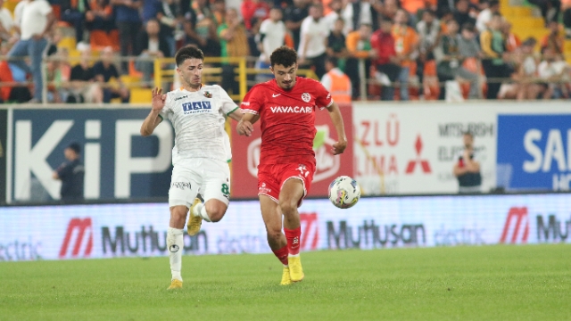 Alanyaspor: 3 -Antalyaspor: 2