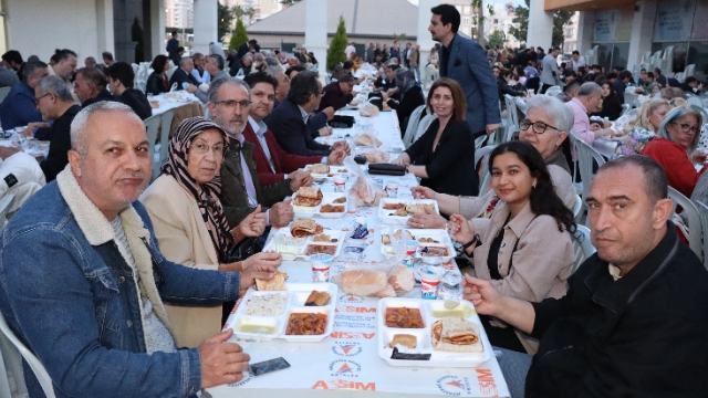 ASSİM’de DEVA iftarı