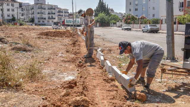 Kepez yeşillendiriyor