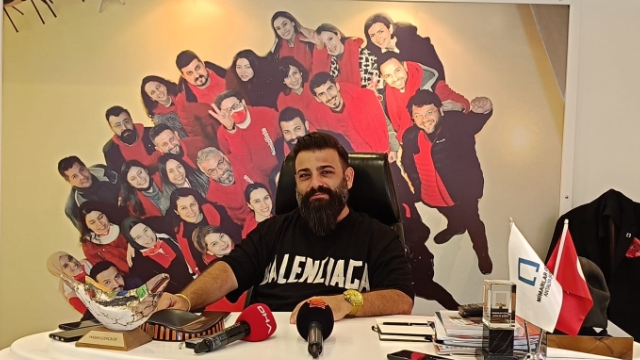 ‘Kral çıplak diyoruz’