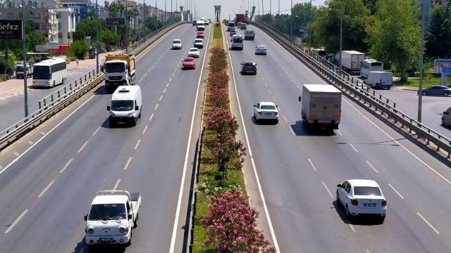 Motorlu taşıt sayısı artıyor