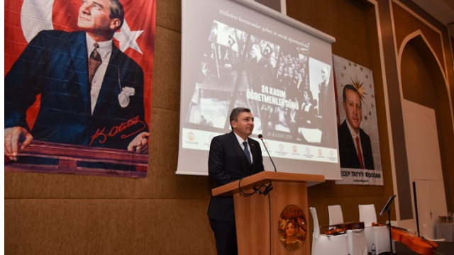 ‘Atatürk’ün yolundan giden öğretmenlersiniz’