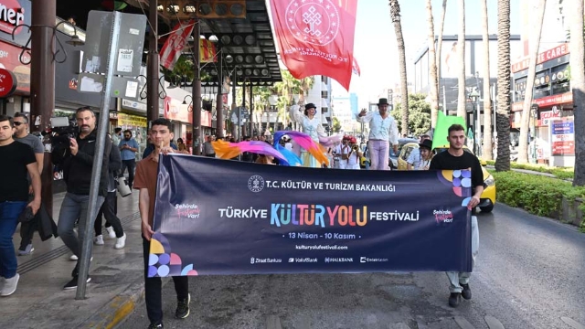 Esmeray’dan ‘Festival’ teşekkürü