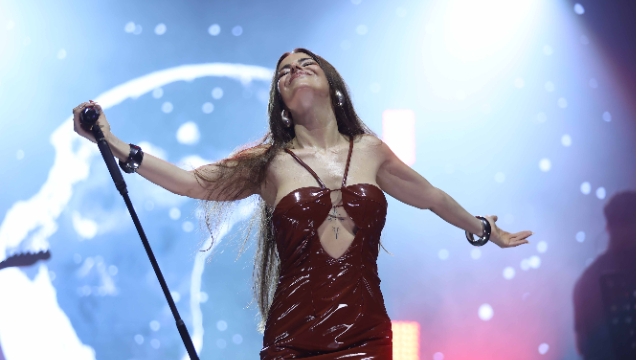 Antalyalılar Simge ile coştu