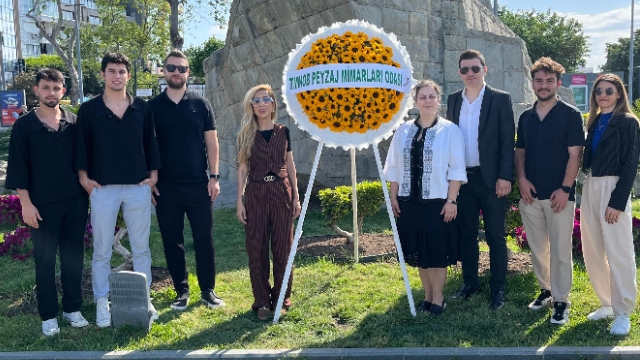 Peyzaj Mimarlarından buruk kutlama