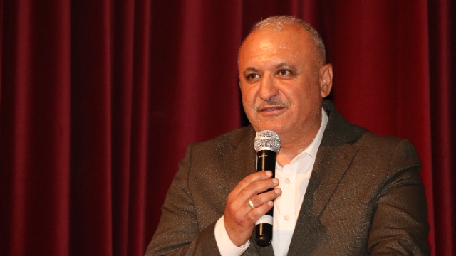 Taban aylığa seyyanen zam çağrısı