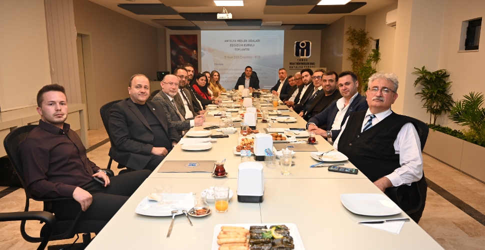 ‘Eğitim sistemi tüm bileşenleriyle ele alınmalı’