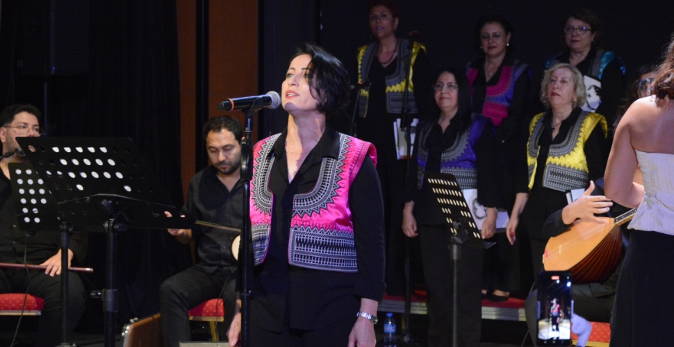 ASMO Türk Halk Müziği Korosu'ndan unutulmaz konser
