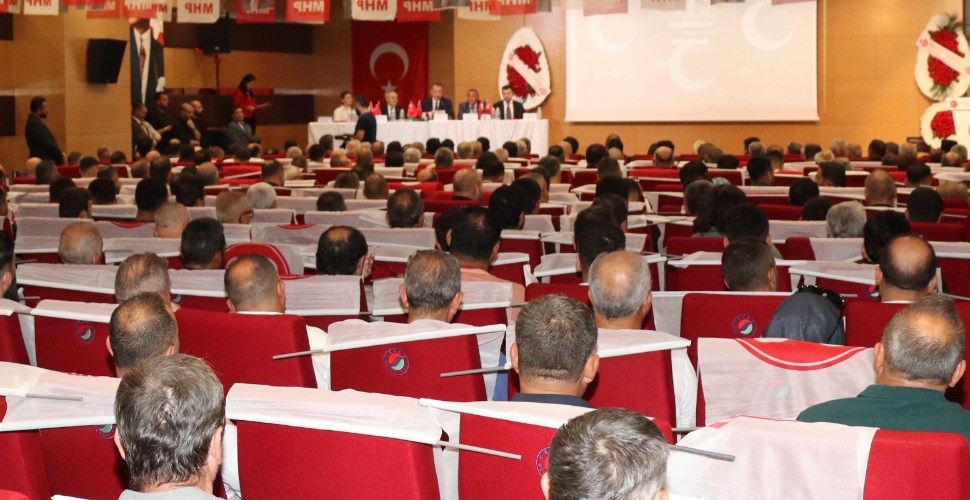 MHP Kepez'de Metehan Bölükbaşıoğlu güven tazeledi
