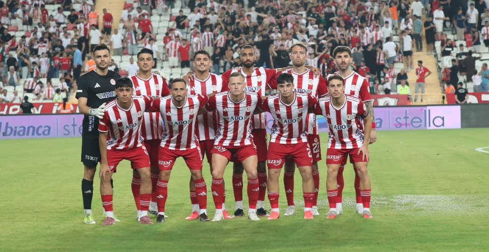 Antalyaspor 3 puanla başladı