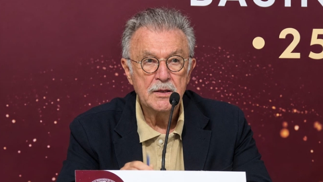 “Tiyatroyu bir umut olarak görüyorum”