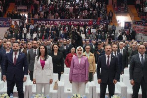 Antalya’da Anahtar Parti Rüzgarı