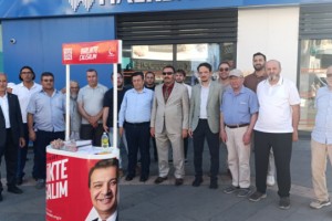 Saadet Partililer bayramlaştı