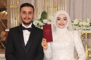 Miran ailesinin mutlu günü