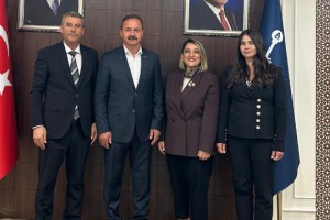 Anahtar Parti’den iki önemli atama