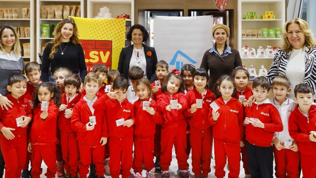 Kreş miniklerinden LÖSEV'e Anlamlı Destek