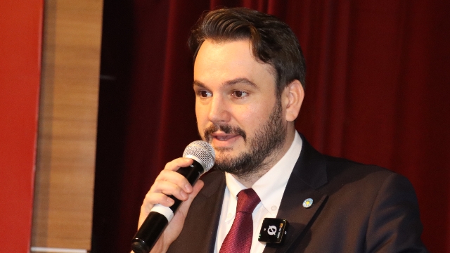 ‘’Rojova’yı yerle bir edecek devlet aklı lazım’’